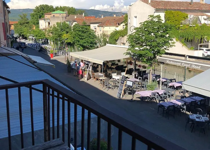 13 Quai Jean Jaures